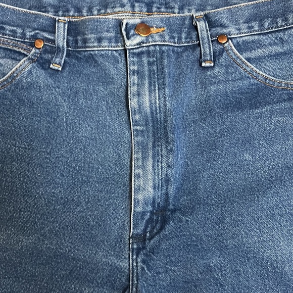 Wrangler Tall Straight Leg Jeans - Picture 2 of 8